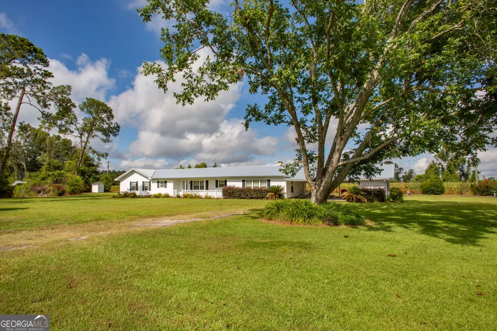 596 Teakwood RD Alma, GA 31510