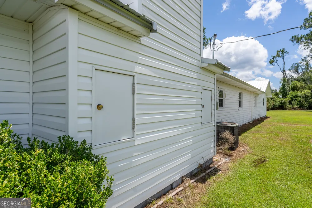 596 Teakwood RD Alma, GA 31510
