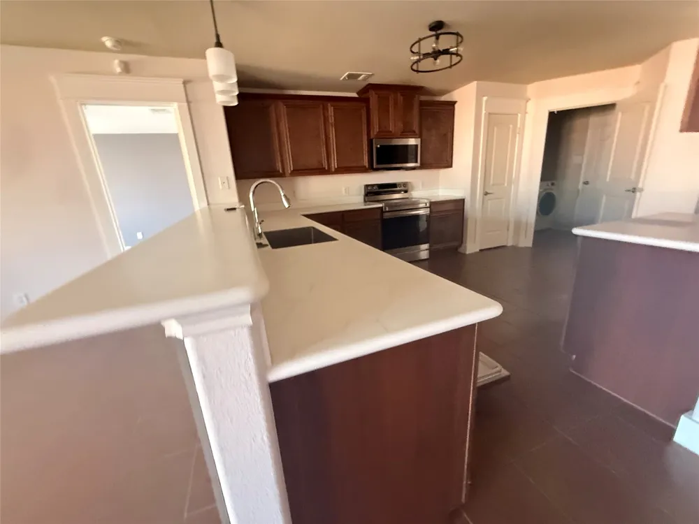 2004 Samantha Lane Heartland, TX 75126