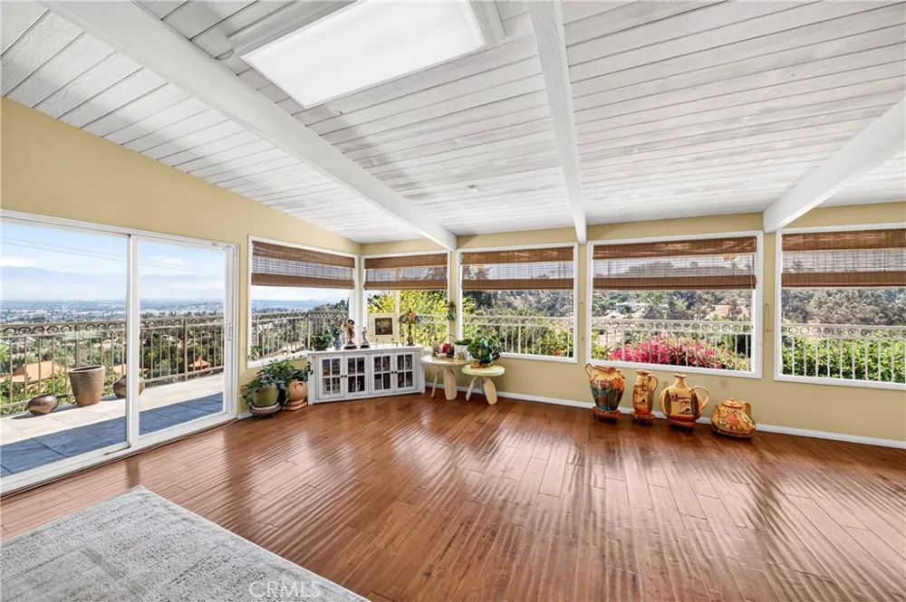 401 1/2 W. Skyline Drive La Habra Heights, CA 90631