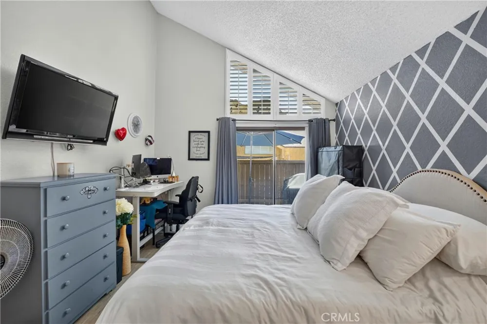 435 W 9th #B3 Upland, CA 91786