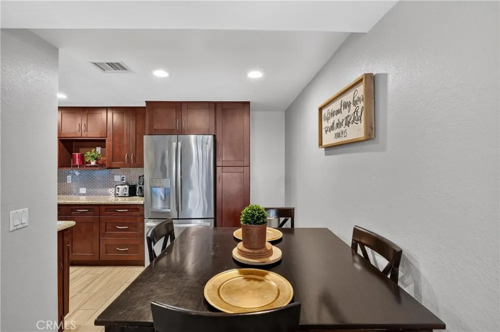 435 W 9th #B3 Upland, CA 91786