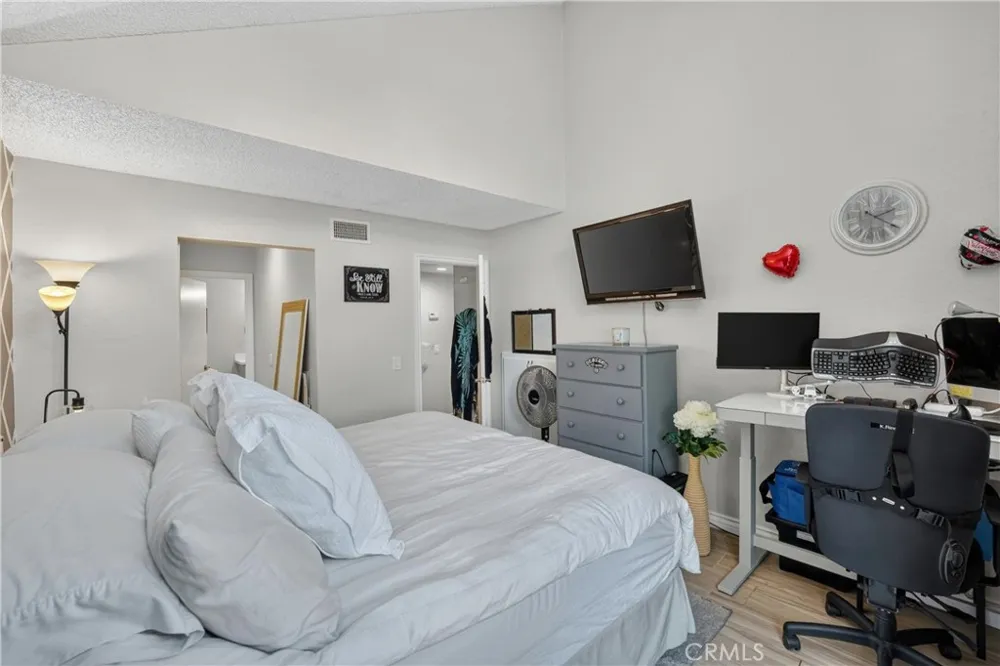 435 W 9th #B3 Upland, CA 91786