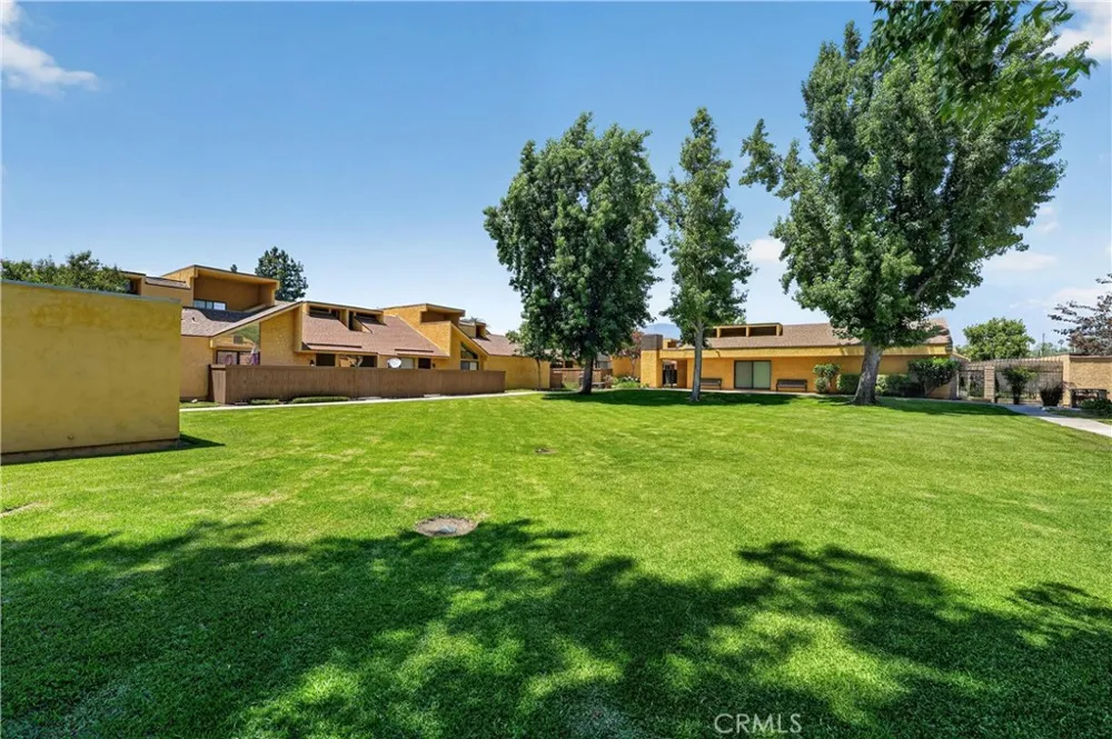 435 W 9th #B3 Upland, CA 91786