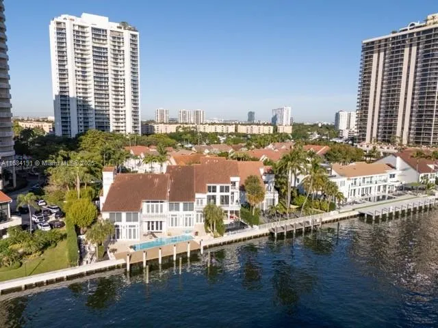 19555 NE 37th Ave Aventura, FL 33180