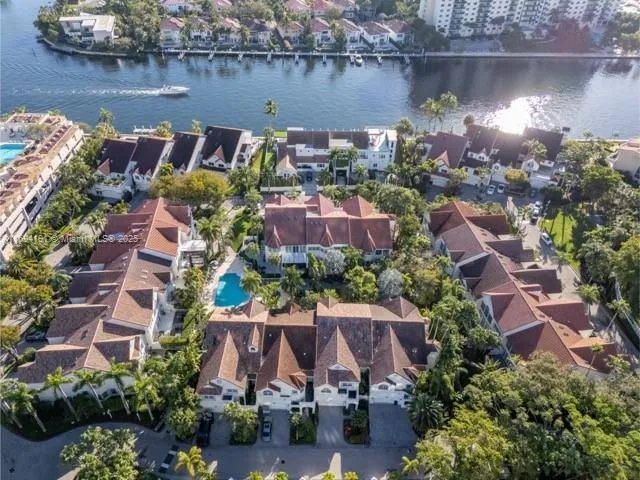19555 NE 37th Ave Aventura, FL 33180