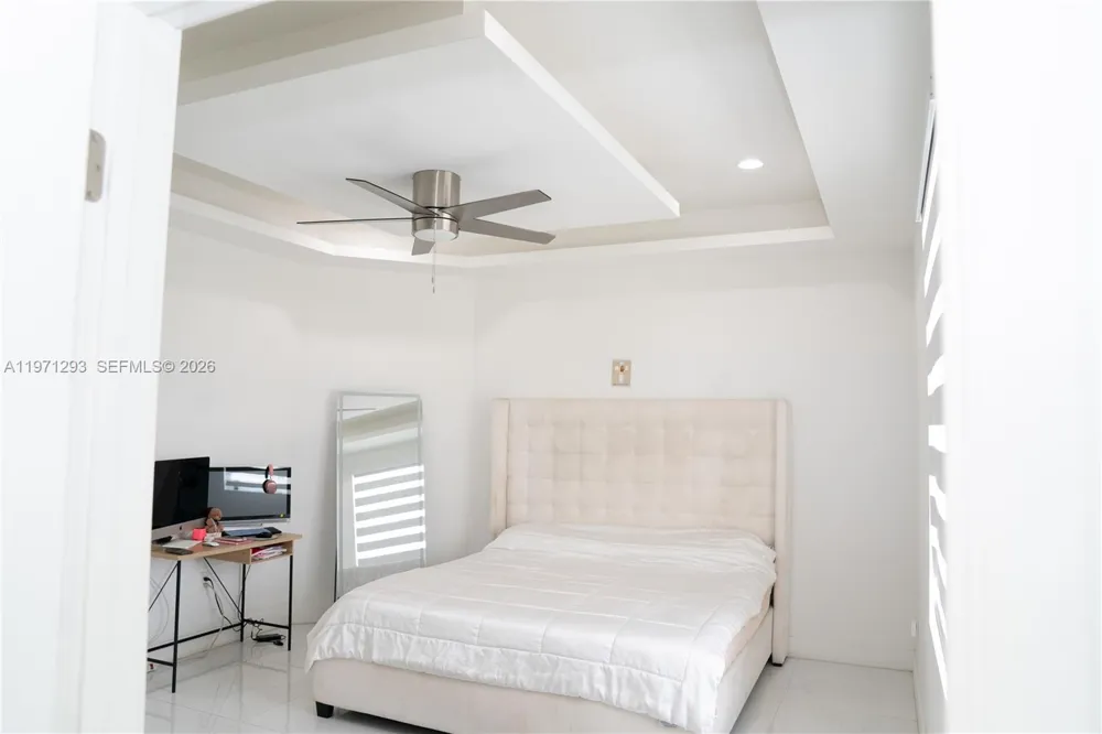 27561 SW 162nd Ct Homestead, FL 33031