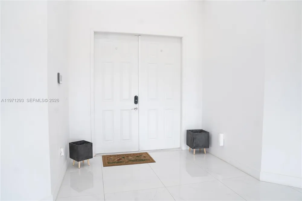 27561 SW 162nd Ct Homestead, FL 33031