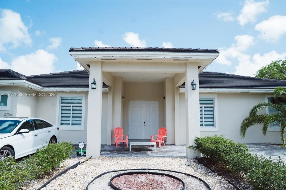 27561 SW 162nd Ct Homestead, FL 33031