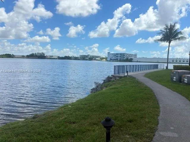 15545 Miami Lakeway N #303 Miami Lakes, FL 33014