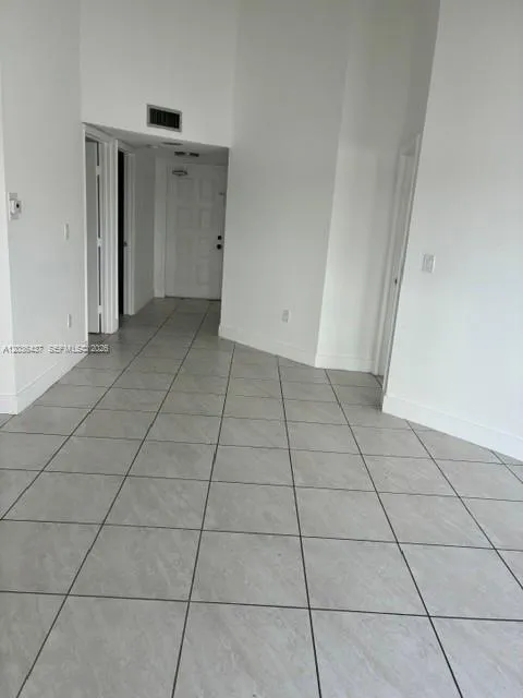 15545 Miami Lakeway N #303 Miami Lakes, FL 33014