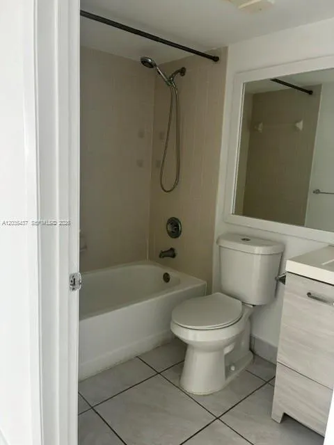 15545 Miami Lakeway N #303 Miami Lakes, FL 33014