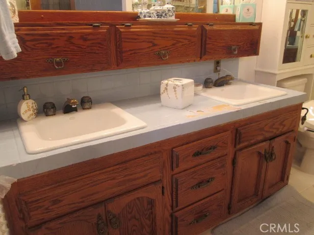 1814 Alma Court Grover Beach, CA 93433
