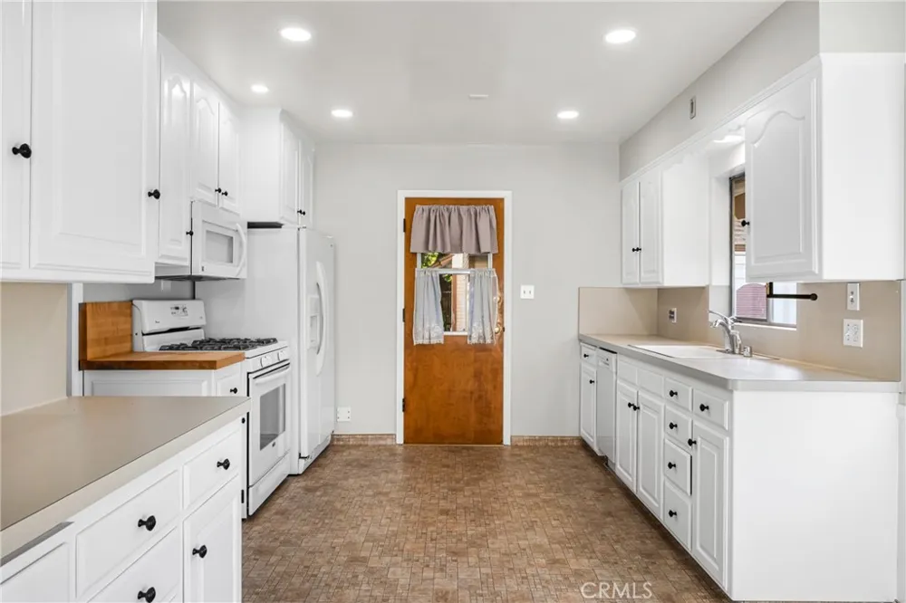 243 Grand Street Orange, CA 92866