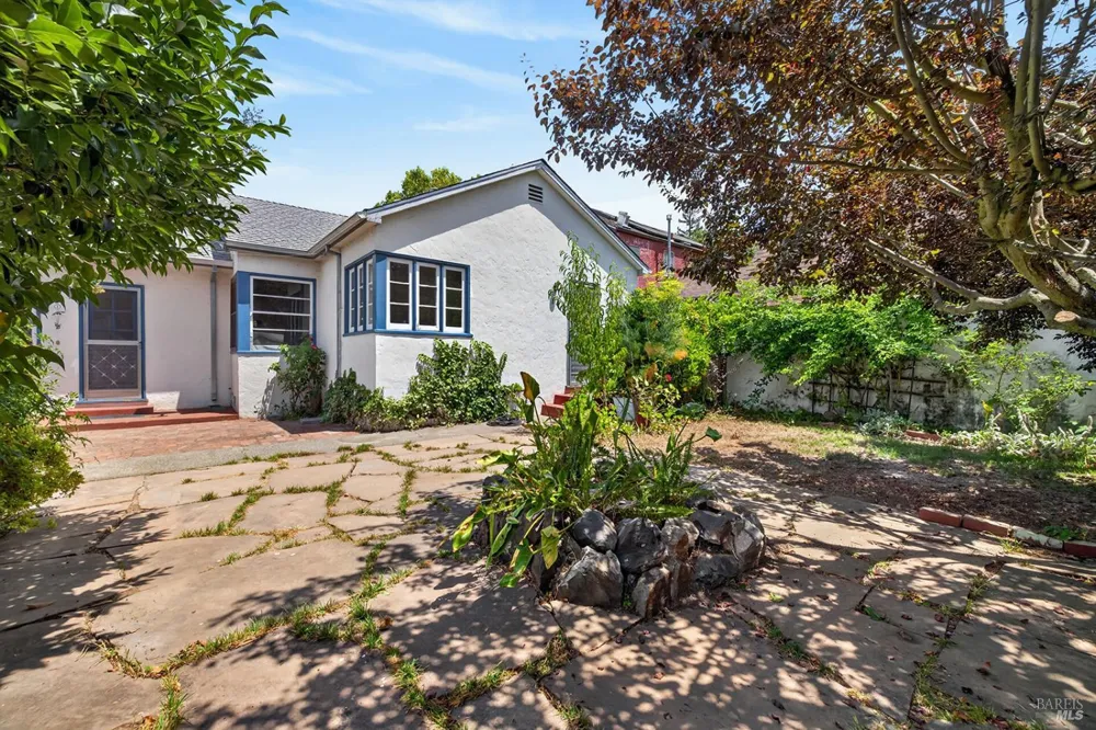 620 Dexter Street Santa Rosa, CA 95404