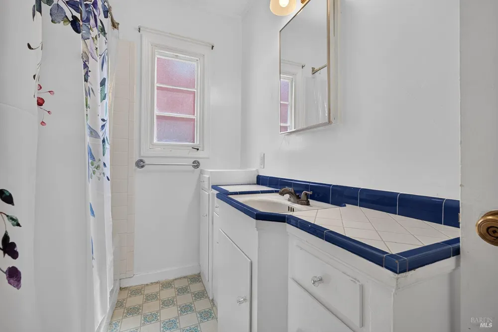 620 Dexter Street Santa Rosa, CA 95404