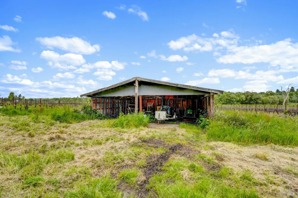 9700 Mill Station Road Sebastopol, CA 95472