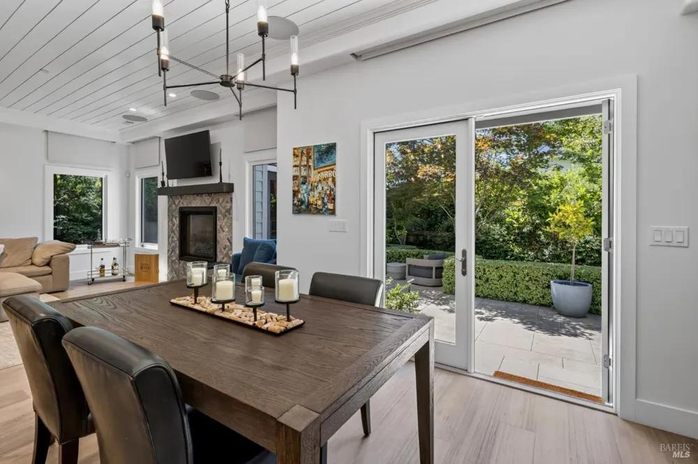 1926 Oak Circle Yountville, CA 94599