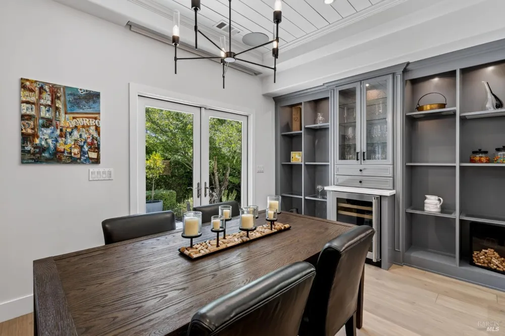 1926 Oak Circle Yountville, CA 94599