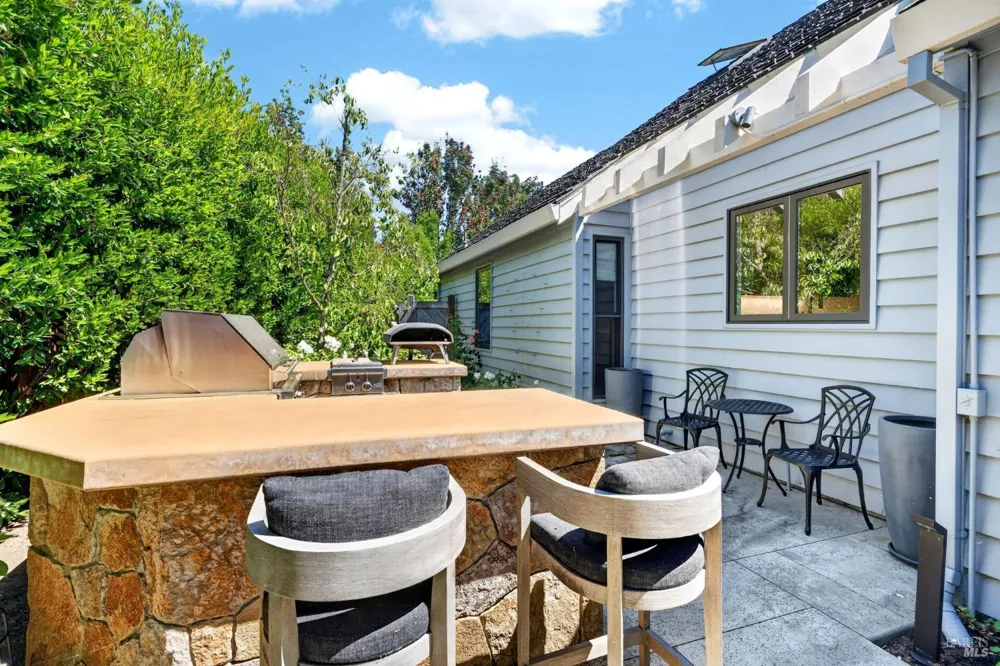 1926 Oak Circle Yountville, CA 94599