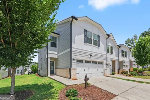 5473 Plain Field LN