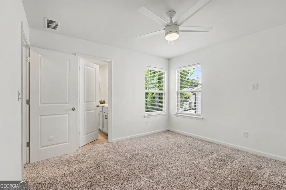 5473 Plain Field LN Lilburn, GA 30047