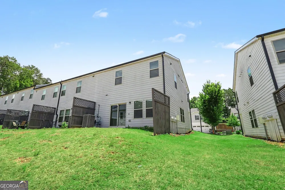 5473 Plain Field LN Lilburn, GA 30047