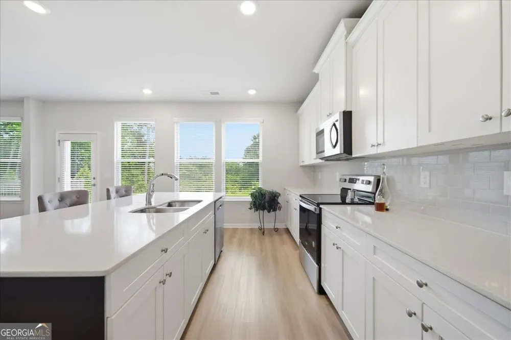 2116 Cadenza CIR Dacula, GA 30019