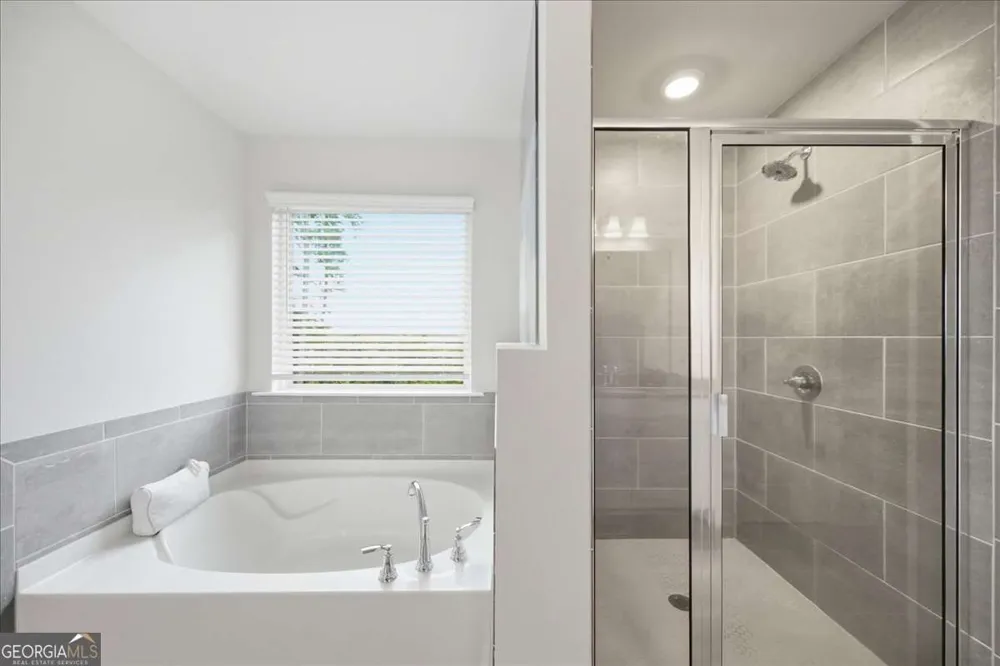 2116 Cadenza CIR Dacula, GA 30019