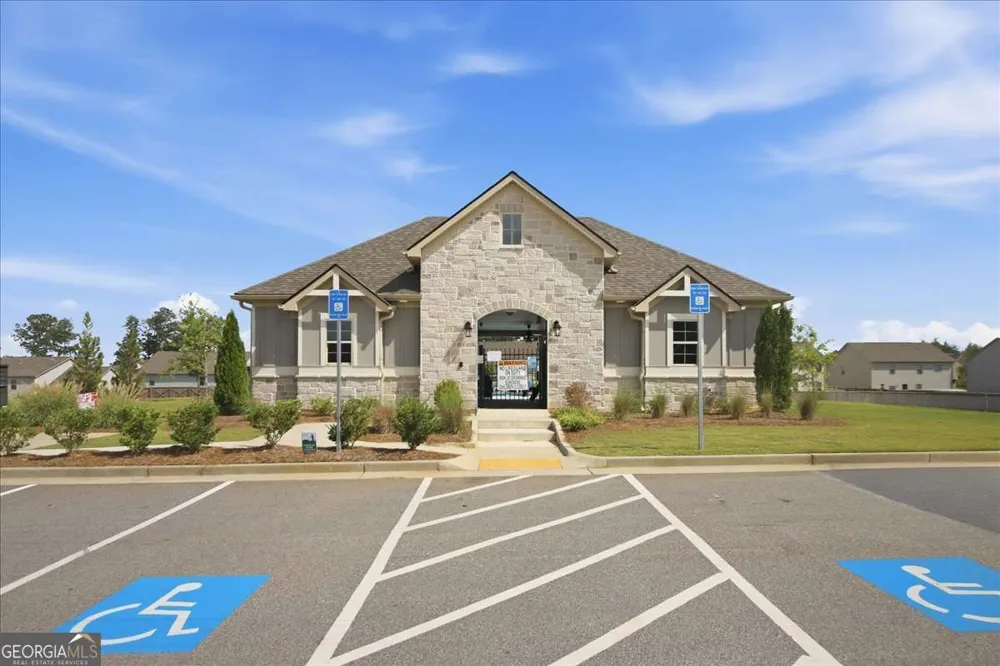 2116 Cadenza CIR Dacula, GA 30019