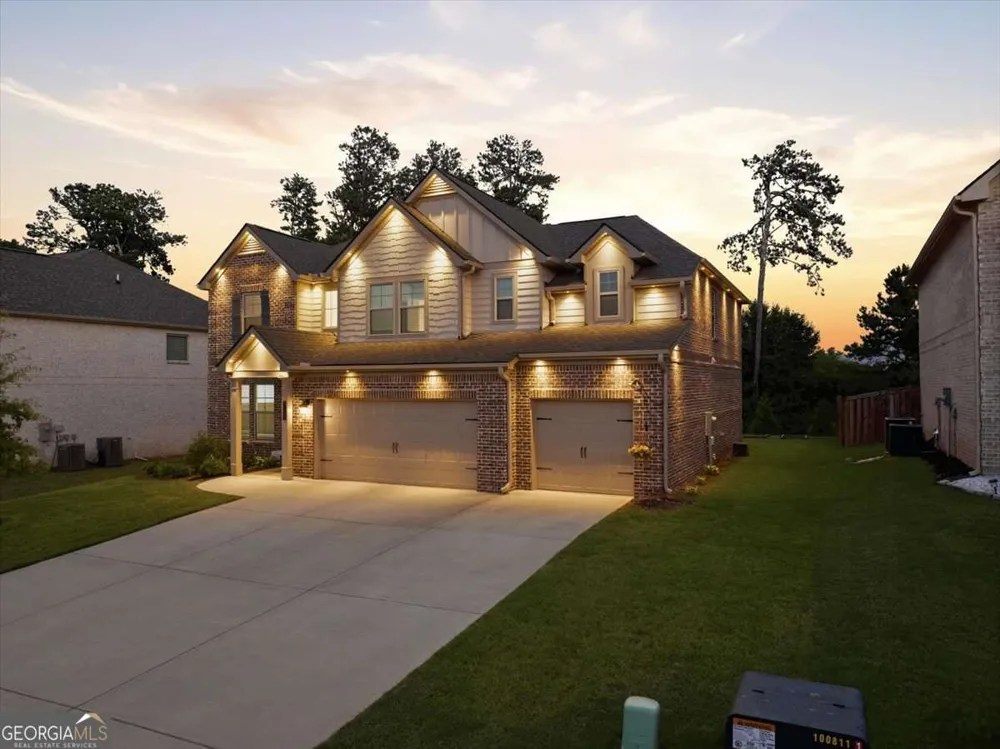 2116 Cadenza CIR Dacula, GA 30019