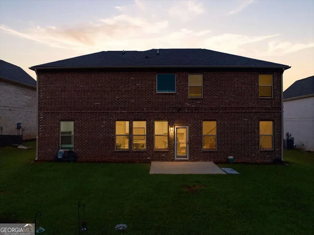 2116 Cadenza CIR Dacula, GA 30019