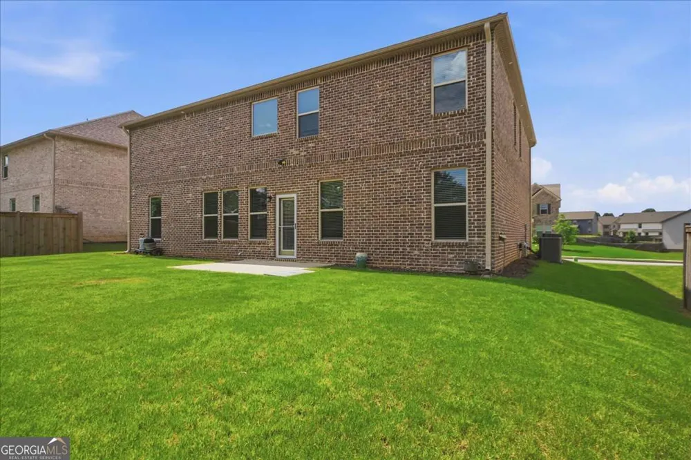 2116 Cadenza CIR Dacula, GA 30019