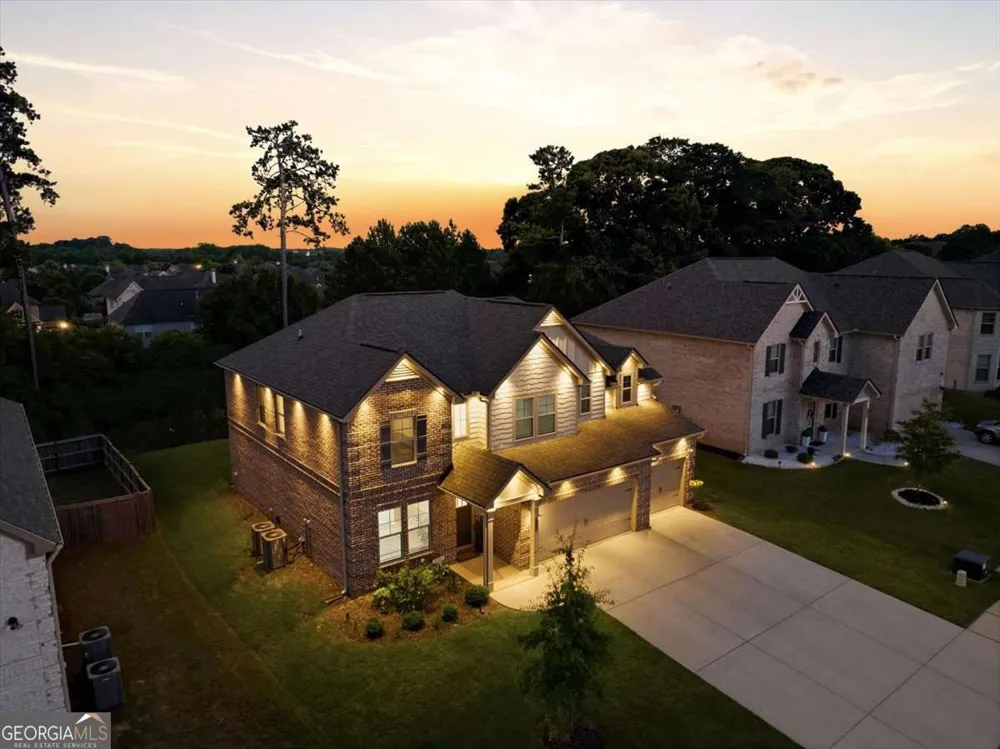 2116 Cadenza CIR Dacula, GA 30019