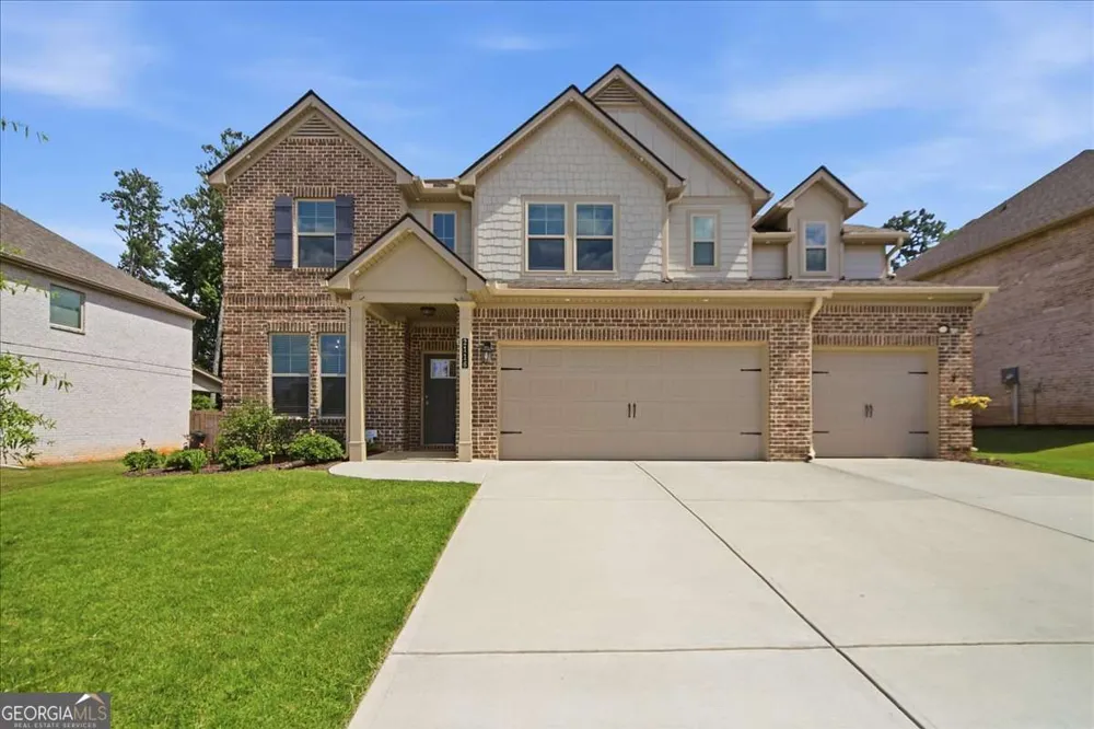 2116 Cadenza CIR Dacula, GA 30019