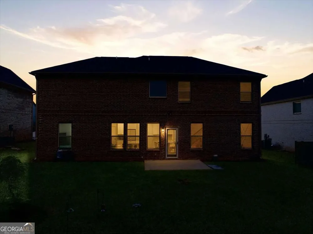 2116 Cadenza CIR Dacula, GA 30019