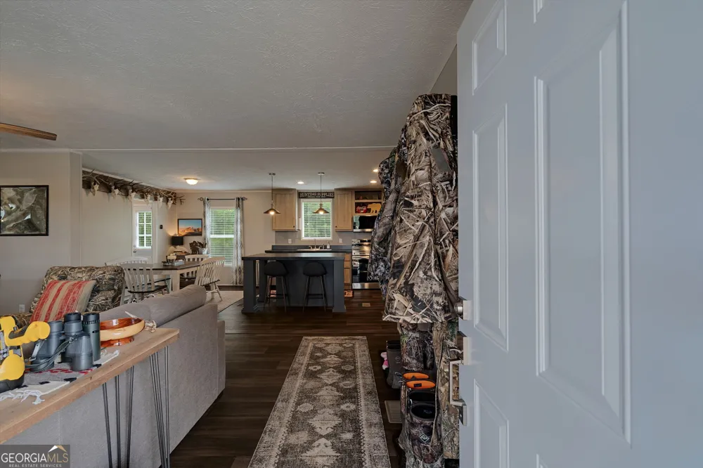 2286 Duffell Martin RD Comer, GA 30629