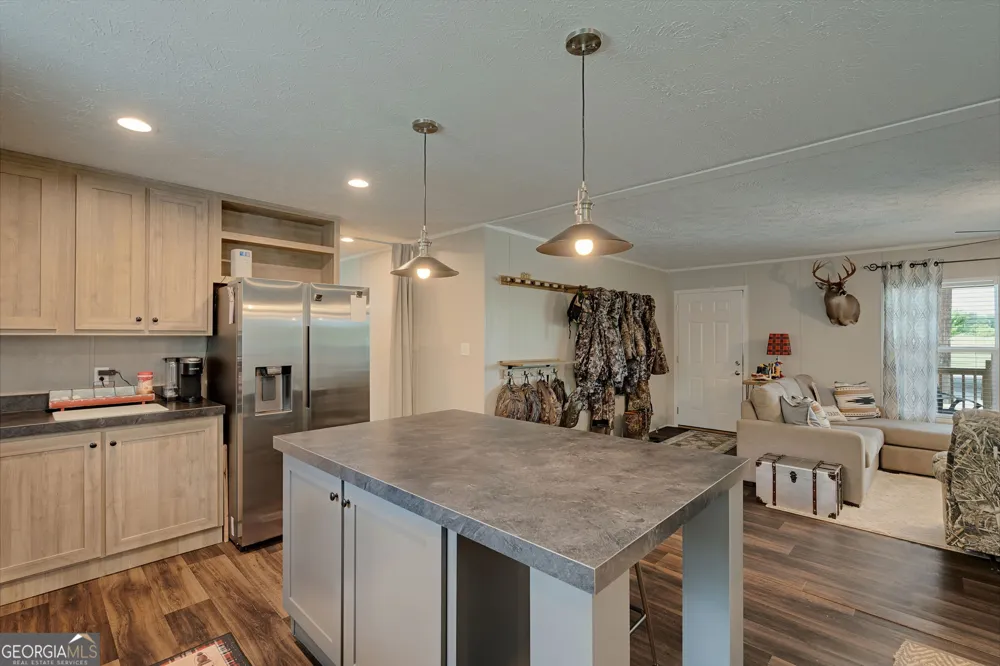 2286 Duffell Martin RD Comer, GA 30629