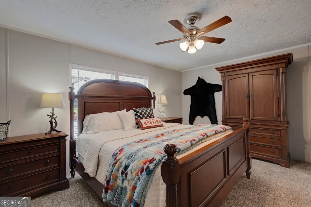 2286 Duffell Martin RD Comer, GA 30629