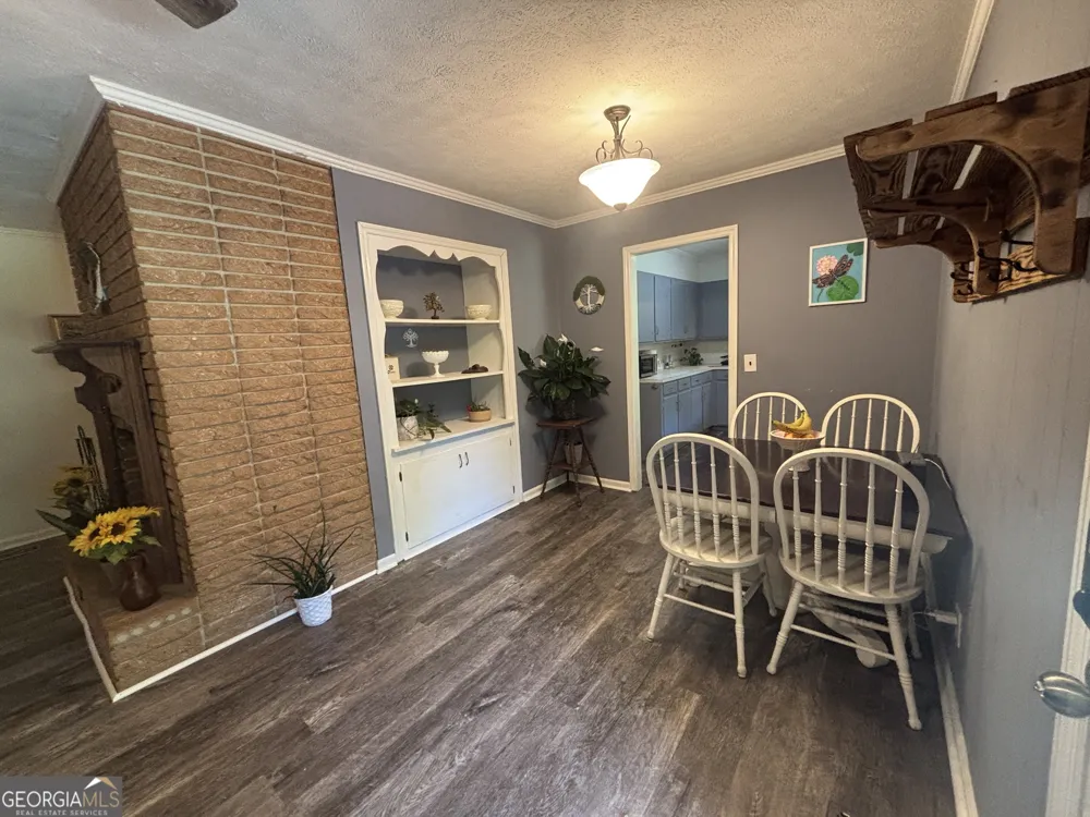 152 Crest DR Cochran, GA 31014
