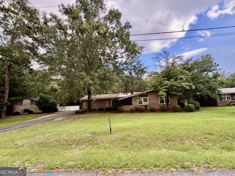 152 Crest DR