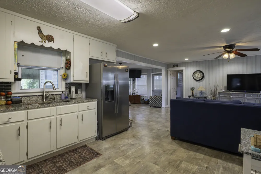 884 S Lake DR East Dublin, GA 31027