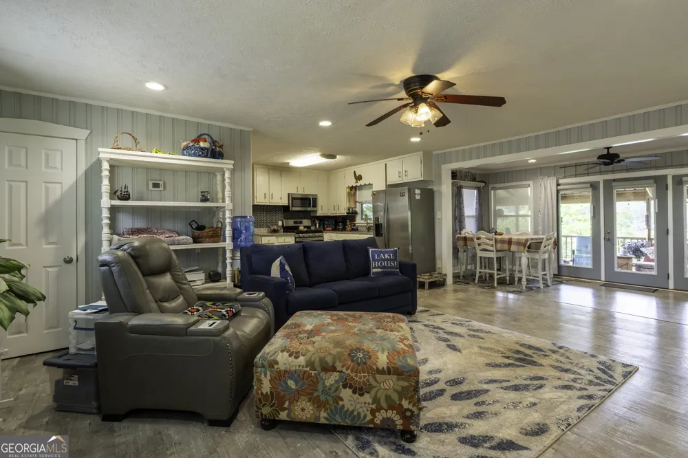 884 S Lake DR East Dublin, GA 31027