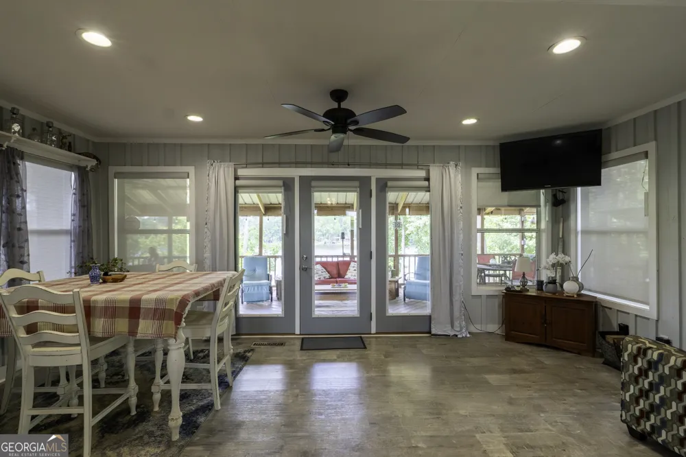 884 S Lake DR East Dublin, GA 31027