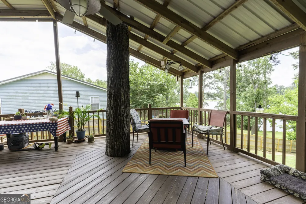 884 S Lake DR East Dublin, GA 31027