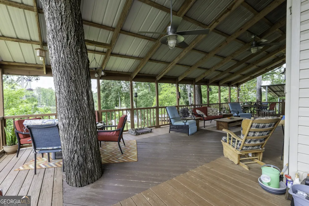884 S Lake DR East Dublin, GA 31027