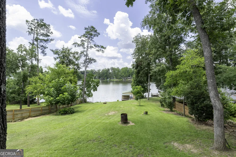 884 S Lake DR East Dublin, GA 31027