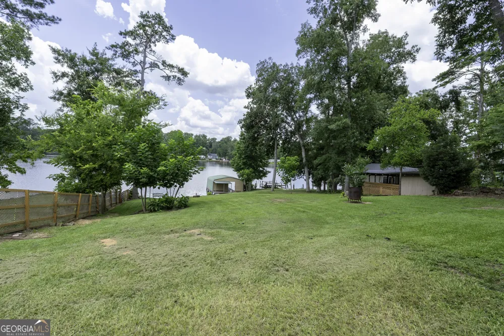 884 S Lake DR East Dublin, GA 31027