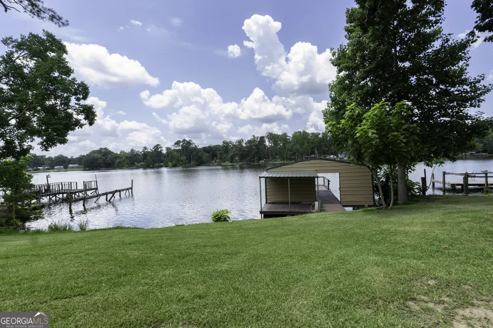 884 S Lake DR East Dublin, GA 31027