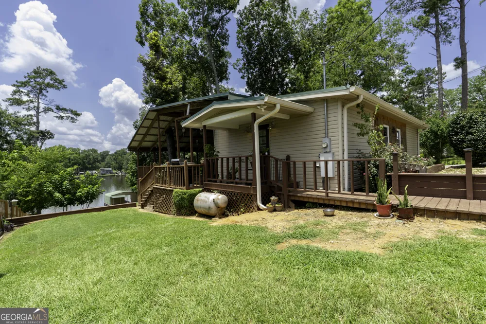 884 S Lake DR East Dublin, GA 31027